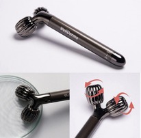 WellDerma   Face Lifting Vibration Roller