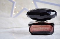 Versace Crystal Noir ������ 25% �� 31.05