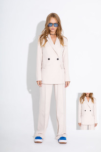 ����� Pirs 4653 ������-�������