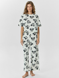 Mark Formelle  (, ) 592444 592444   .