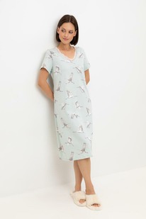 Very Neat     10054/ ,