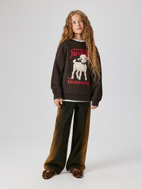 Acoola   ()    Konda 20210440119 -