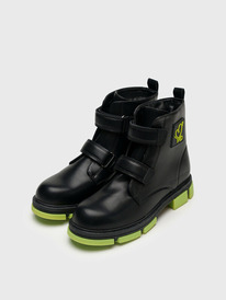 PlayToday    32421933