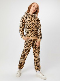 Acoola     Kantha_pn 20210460085 