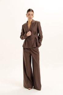 ������ Deesses 2443