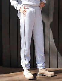 27.03  Vilatte ������ ����� �������� �� ����������� ������ ��������� � ������� D