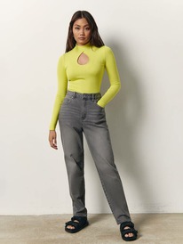 27.03  CONTE ELEGANT Mom Fit CONTE CON-599 ���������� ������ mom � ������� �����