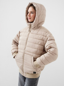 30.03  PlayToday ������ ����������� � �������������� ��������� ��� ������� 12621