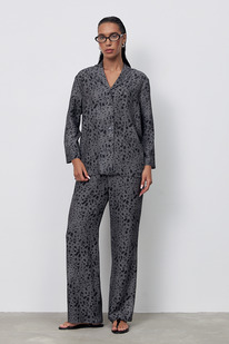 70048 �����