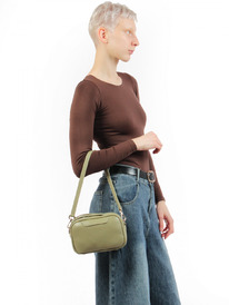 22.06 LACCOMA ����� ��83356-������� ����������� ���� ������