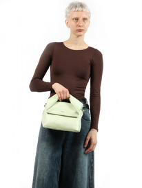 22.06 LACCOMA ����� �����-������ ������� ��� ���� ������