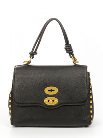 22.06 LACCOMA ����� ��4349-������ ����������� ����