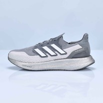 ��������� Adid Ultraboost 5 ��� 6503